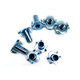 4.8 / 8,8 porca DIN1624 da garra da porca quatro galvanizou do aço carbono de Gread/HDG T